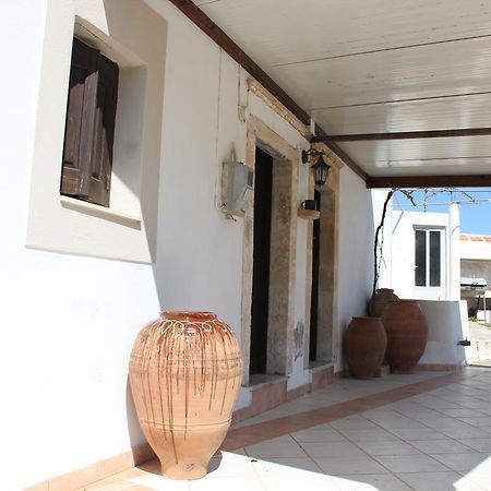La Villa Di Zazopetra Menetai Bagian luar foto