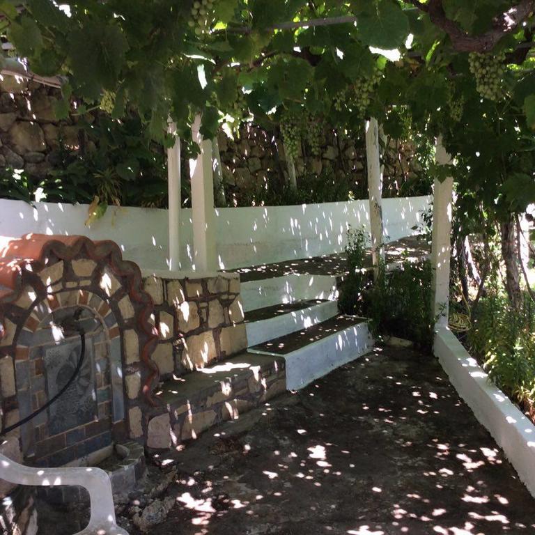 La Villa Di Zazopetra Menetai Bagian luar foto