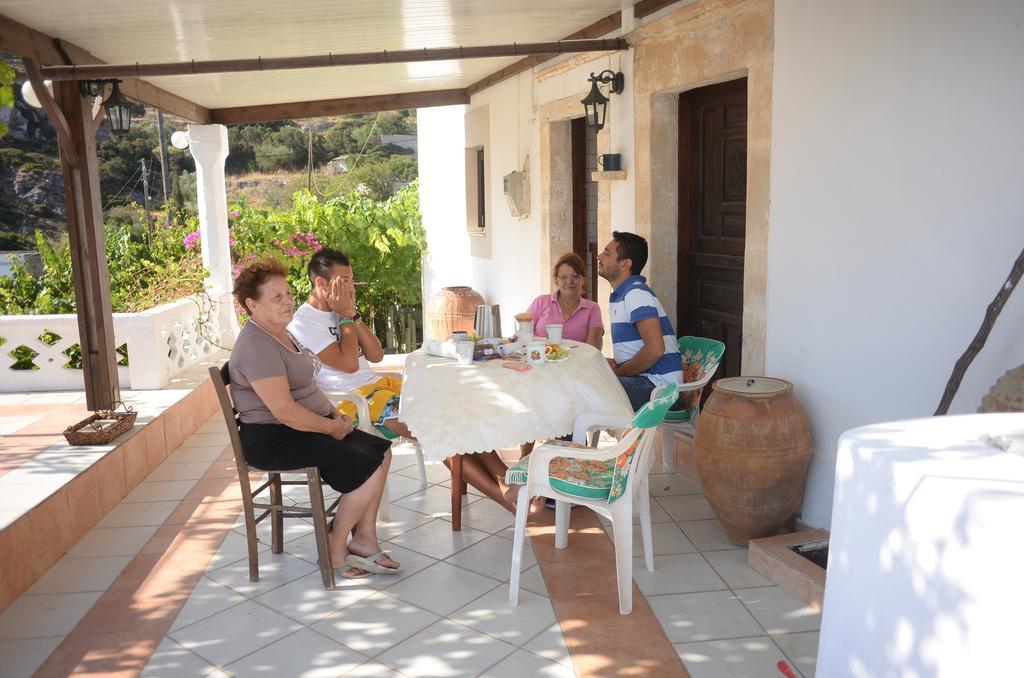 La Villa Di Zazopetra Menetai Bagian luar foto